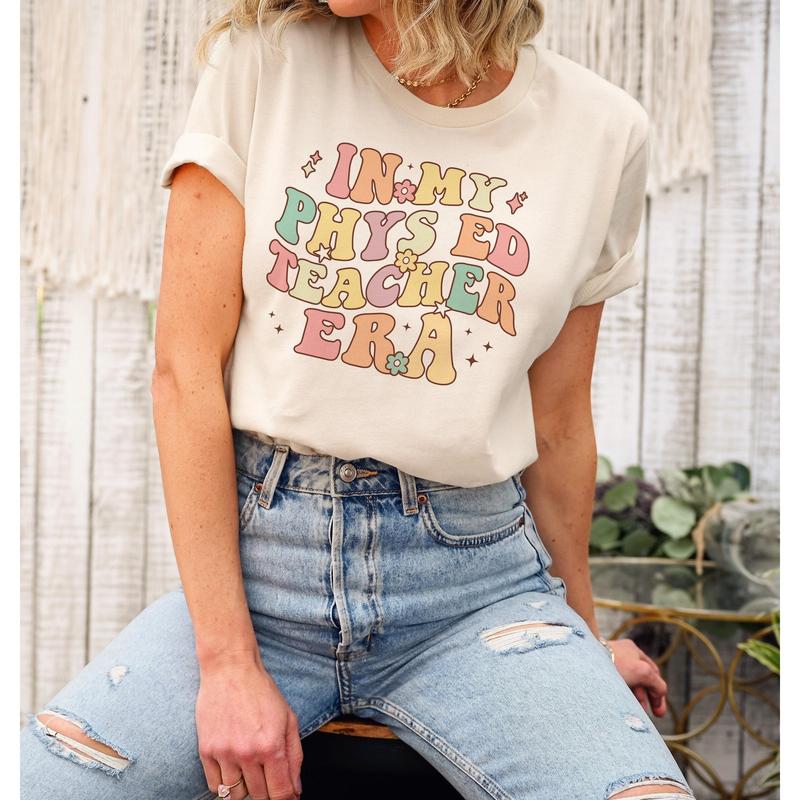 T-Shirt P.E. Teacher World's Best Gym Teacher Tee Funny Gift T-Shirt P.E. Teacher World's Best Gym Teacher Tee Funny Gift