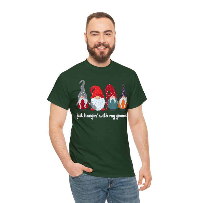 Three Gnomes In Red - Just Hangin' With My Gnomies Christmas T-Shirt Three Gnomes In Red - Just Hangin' With My Gnomies Christmas T-Shirt