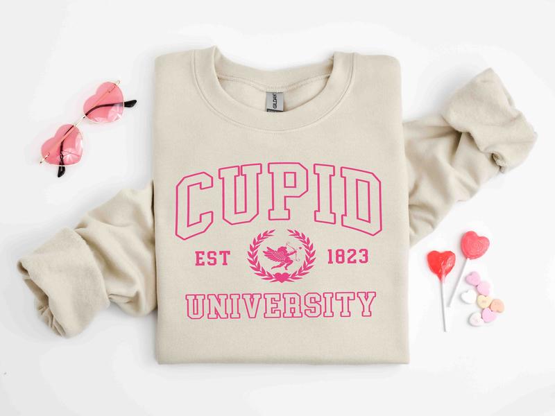 Cute college crewnecks best sale