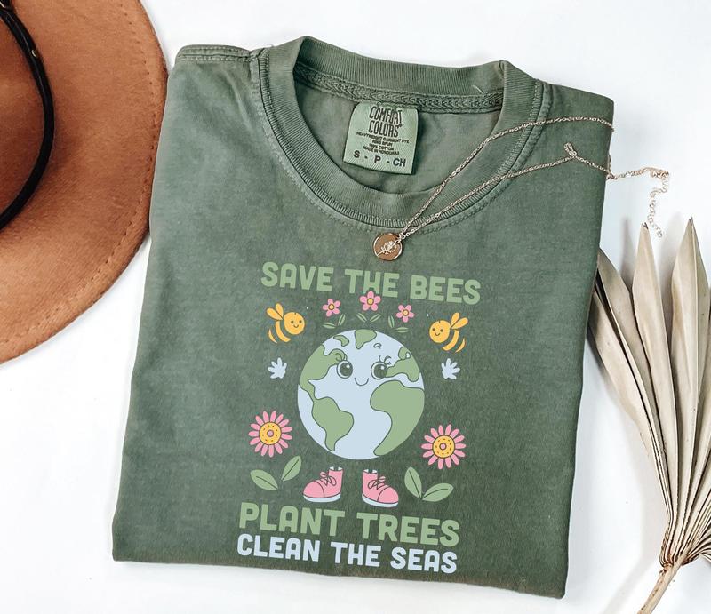 Save The Bees T-Shirt Nature Lovers Gift Save The Bees T-Shirt Nature Lovers Gift