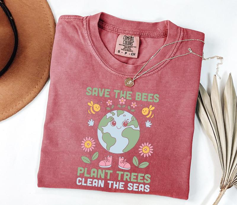 Save The Bees T-Shirt Nature Lovers Gift Save The Bees T-Shirt Nature Lovers Gift