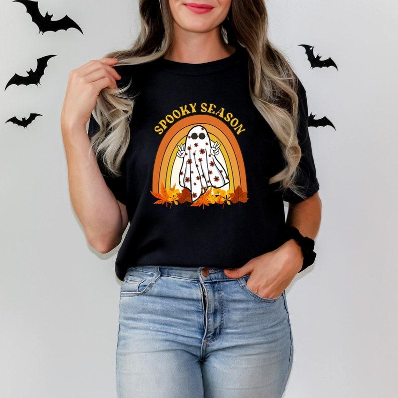 Retail Spooky Babe, Halloween Women Shirt, Retro Halloween T-shirt, Halloween Mom Shirt, Cute Ghost Hoodie